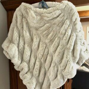 Donna Salyers' Fabulous-Furs Faux Fur Couture Poncho Ivory